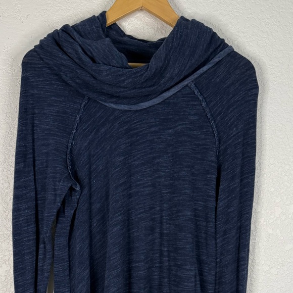 Free People Beach Cowl neck Cozy Blue Long Sleeve Top Coastal Beach Lagenlook - Picture 2 of 10